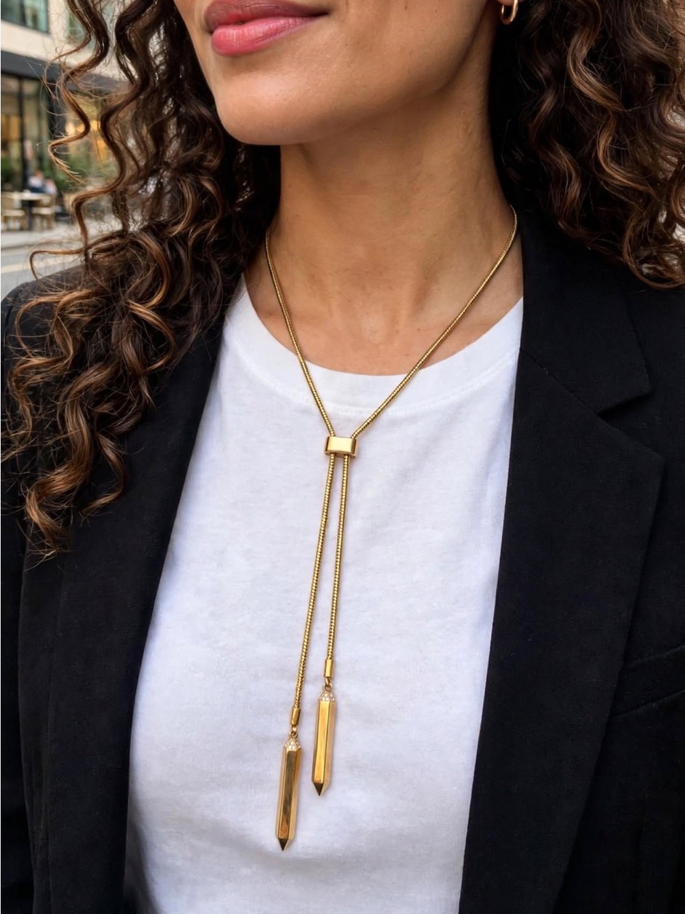 Gold pull-string necklace
